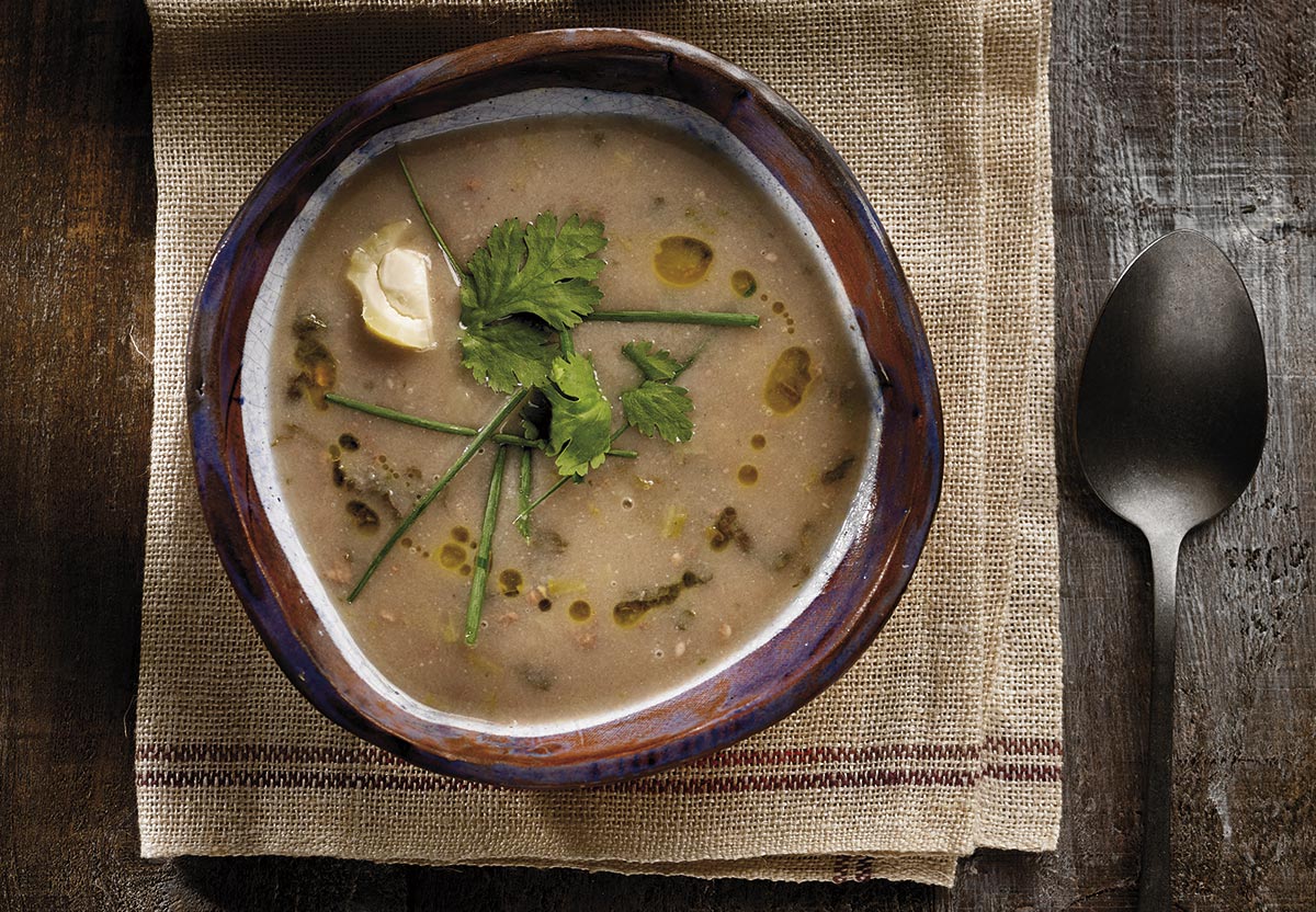 Recetas de sopas para los primeros días de frío: de castañas, de setas, de lentejas y de pollo con calabaza