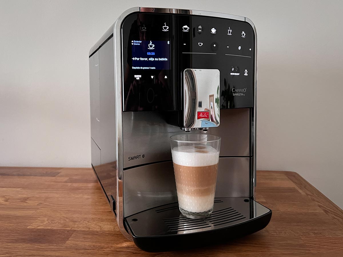 ¿Merece la pena una cafetera superautomática? Probamos la ‘Melitta Barista TS Smart’