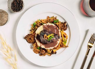 Receta de Navidad: carrilleras de ternera al vino con setas