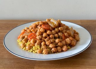 Plato único en cinco minutos: garbanzos con verduras y cuscús