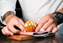 Bombas sobre torrezno, encasadas y otros planes gastro para las fiestas de Barcelona